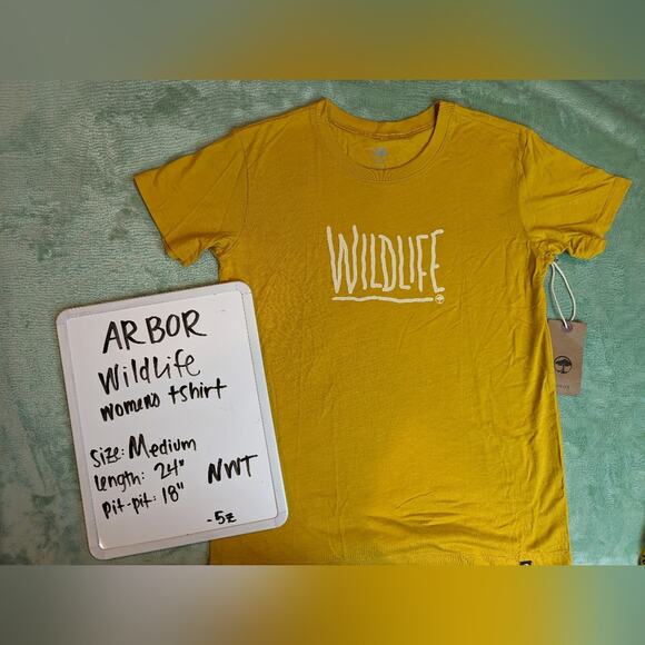 Arbor Tops - Arbor Women's Wildlife tshirt Size Medium NWT